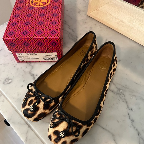 Leopard Ballet Flats - Picture 6 of 6